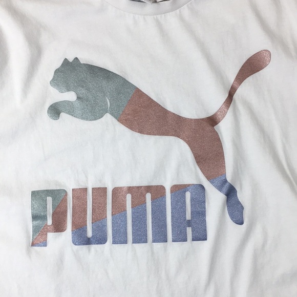 Puma White Metallic Panther Graphic Glam Oversized T Shirt Womens Small Cropped - Picture 8 of 13